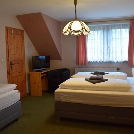 Landhotel "Lichte Aue" Lichtenau Stutzengrun Eksteriør billede