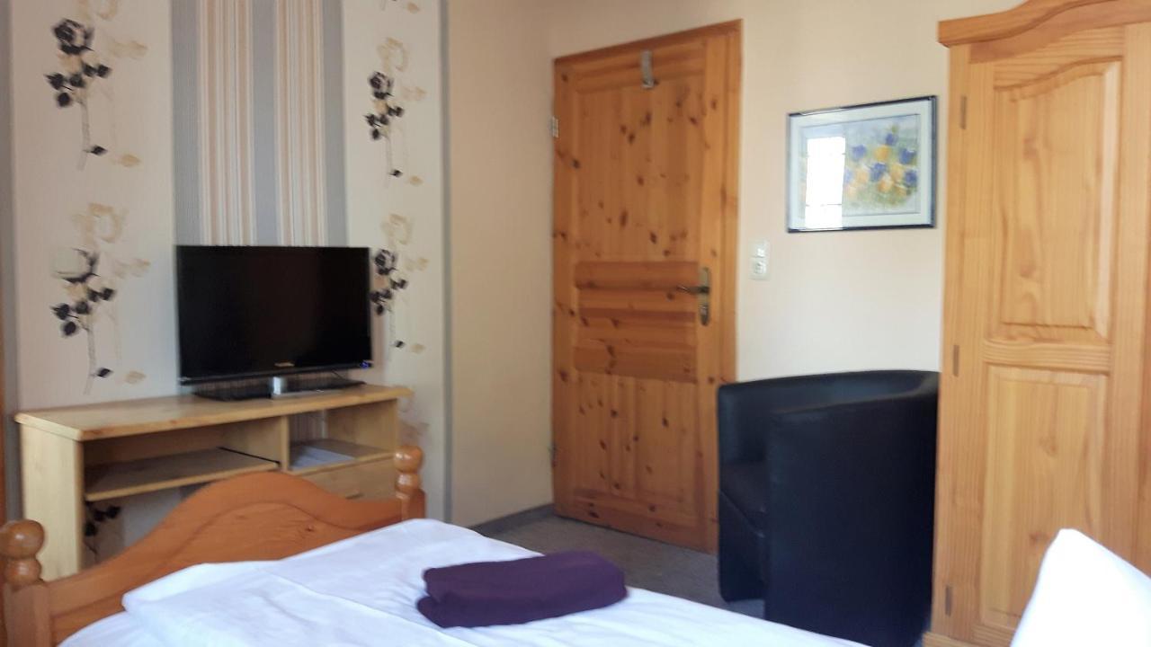Landhotel "Lichte Aue" Lichtenau Stutzengrun Eksteriør billede